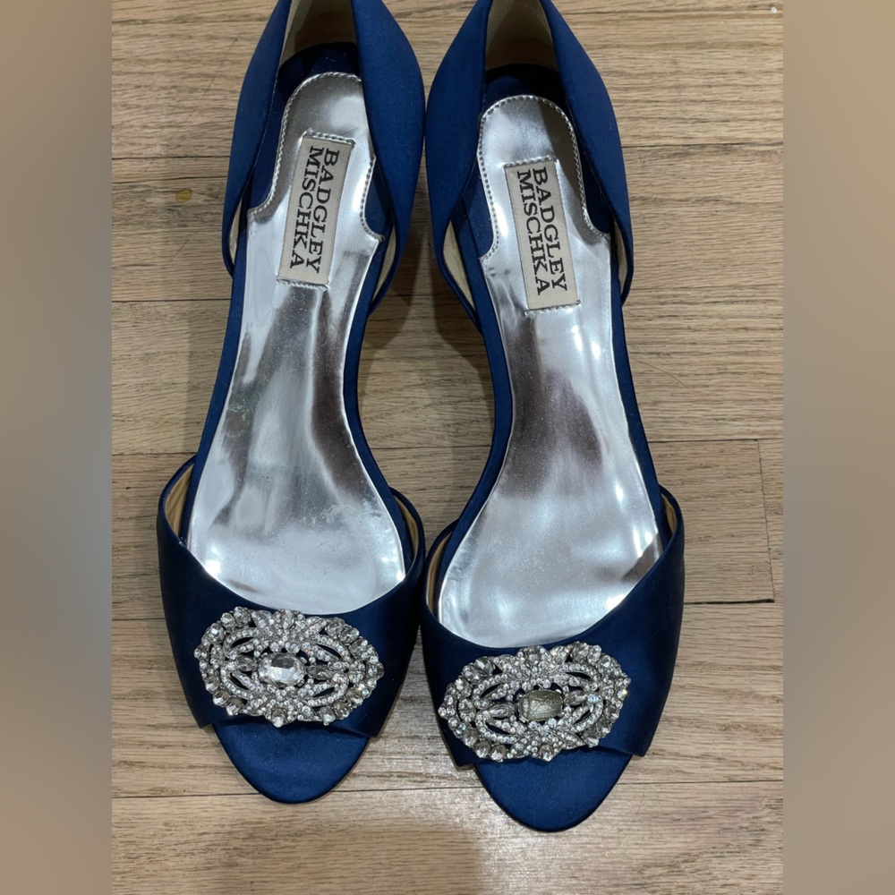 Badgley Mischka heels - excellent condition!
